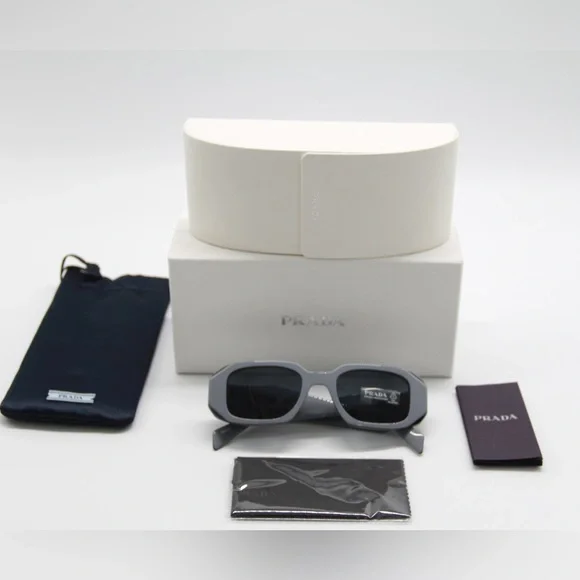 NEW PRADA GREY SUNGLASSES NEW COLLECTION PR17WS 11N09T UNISEX EYEWEAR PR 17WS NEW PR17WS GREY PRADA SUNGLASSES PR 17WS 11N09T UNISEX  main image 3